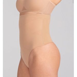 NWT Honeylove Super Power Thong in Sand- Size M